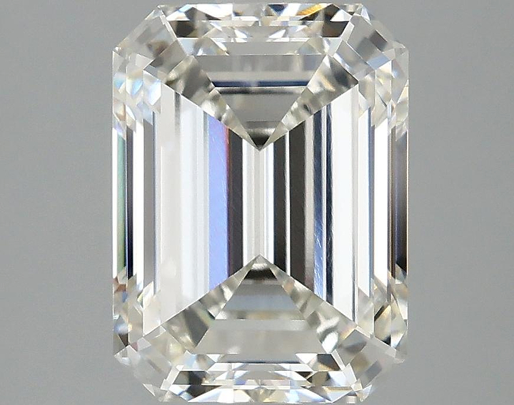 3.08 Carat Emerald Shaped Excellent Cut VS1 IGI Certified Lab Grown Diamond