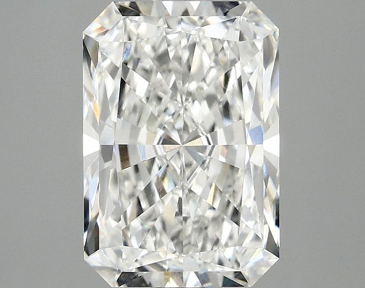 3.08 Carat Radiant Shaped Ideal Cut VVS2 IGI Certified Lab Grown Diamond