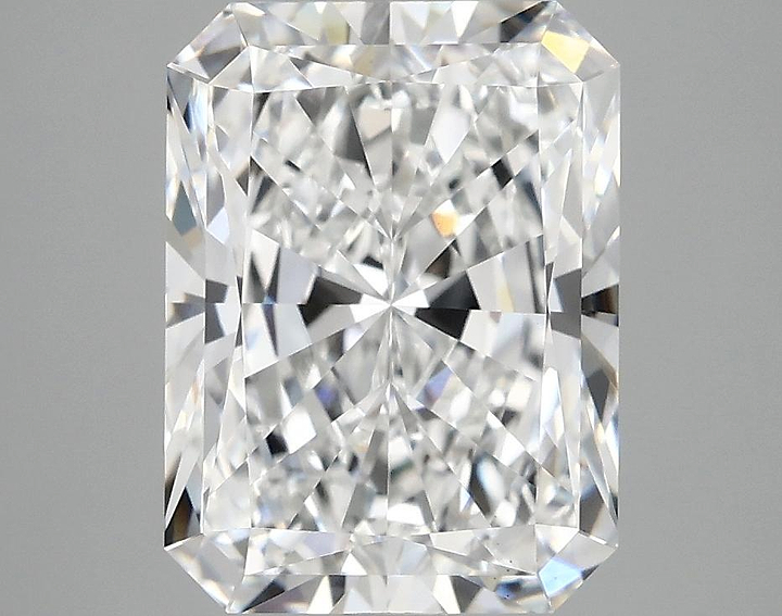 4.02 Carat Radiant Shaped Excellent Cut VS1 IGI Certified Lab Grown Diamond