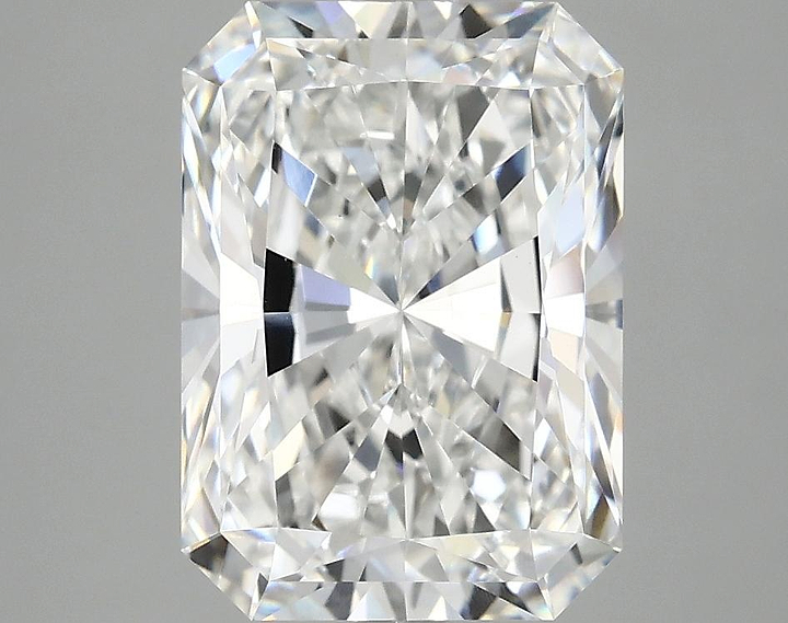4.03 Carat Radiant Shaped Ideal Cut VVS2 IGI Certified Lab Grown Diamond