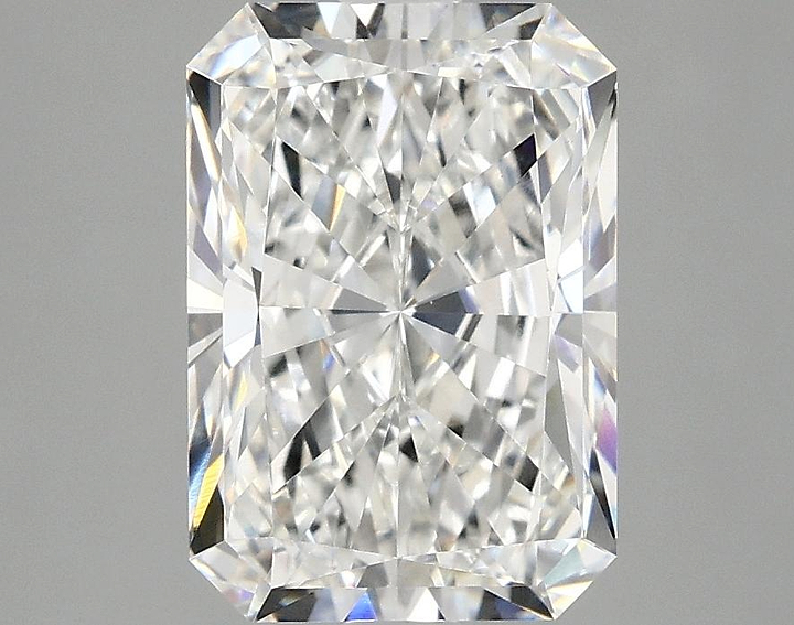 3.09 Carat Radiant Shaped Ideal Cut VVS2 IGI Certified Lab Grown Diamond