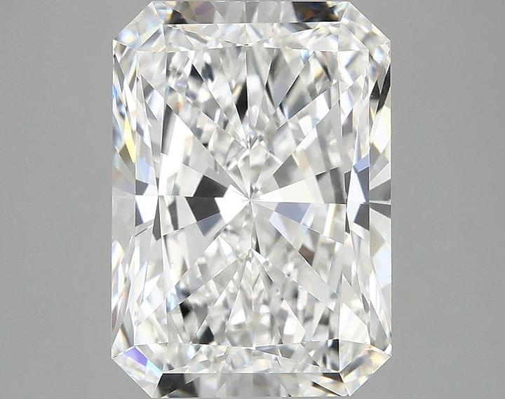 4.15 Carat Radiant Shaped Ideal Cut VS1 IGI Certified Lab Grown Diamond