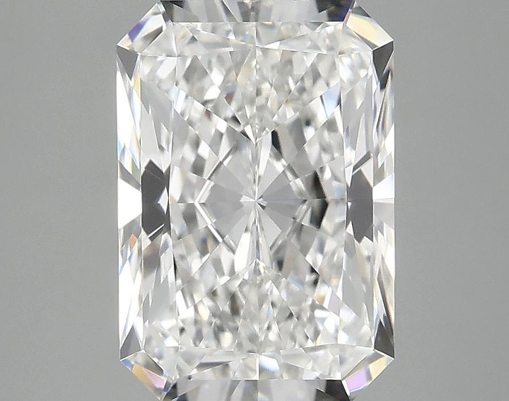 3.02 Carat Radiant Shaped Ideal Cut VVS2 IGI Certified Lab Grown Diamond