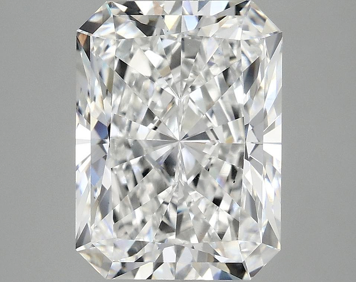 4.06 Carat Radiant Shaped Excellent Cut VS1 IGI Certified Lab Grown Diamond