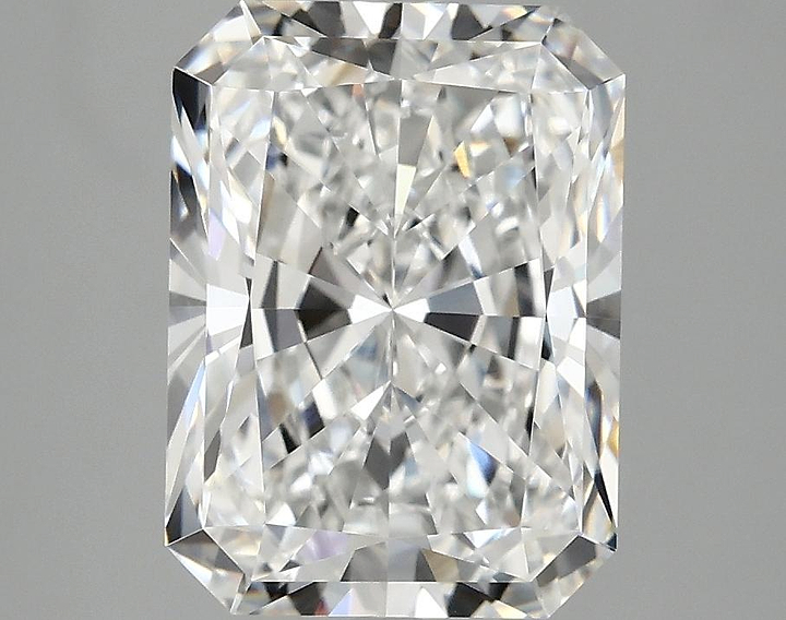 3.49 Carat Radiant Shaped Excellent Cut VVS2 IGI Certified Lab Grown Diamond