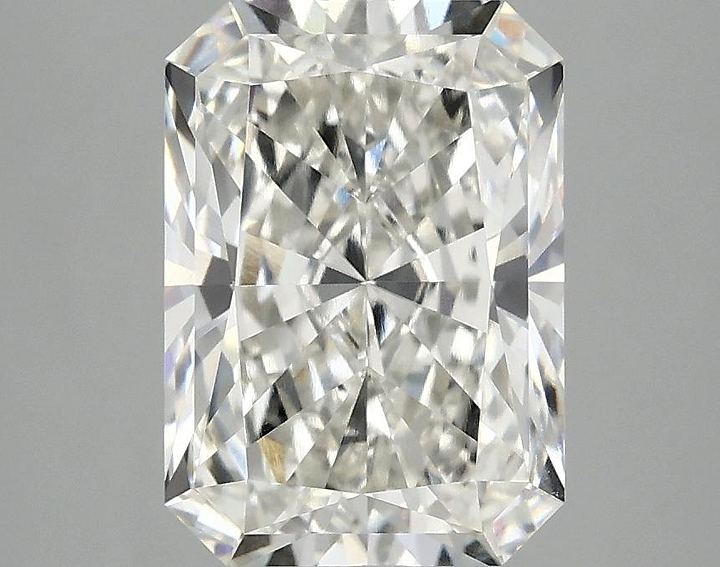 3.08 Carat Radiant Shaped Ideal Cut VVS2 IGI Certified Lab Grown Diamond