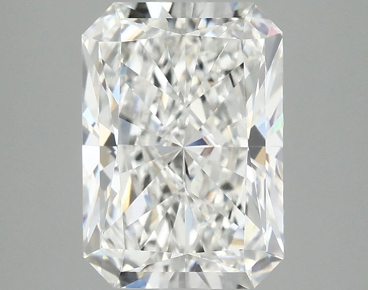 4.02 Carat Radiant Shaped Ideal Cut VVS2 IGI Certified Lab Grown Diamond