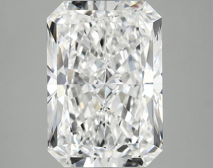 4.19 Carat Radiant Shaped Ideal Cut VS1 IGI Certified Lab Grown Diamond