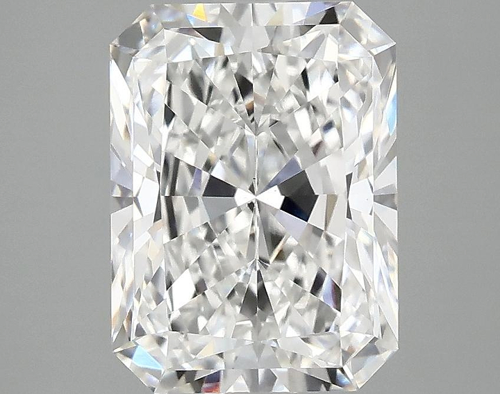 3.05 Carat Radiant Shaped Excellent Cut VS1 IGI Certified Lab Grown Diamond