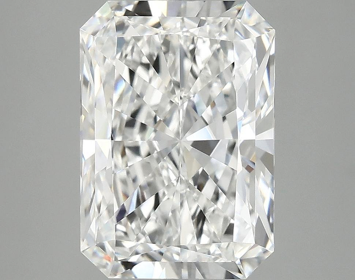 4.02 Carat Radiant Shaped Ideal Cut VVS2 IGI Certified Lab Grown Diamond
