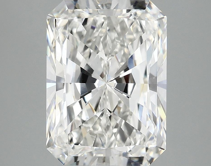 3.91 Carat Radiant Shaped Excellent Cut VS1 IGI Certified Lab Grown Diamond