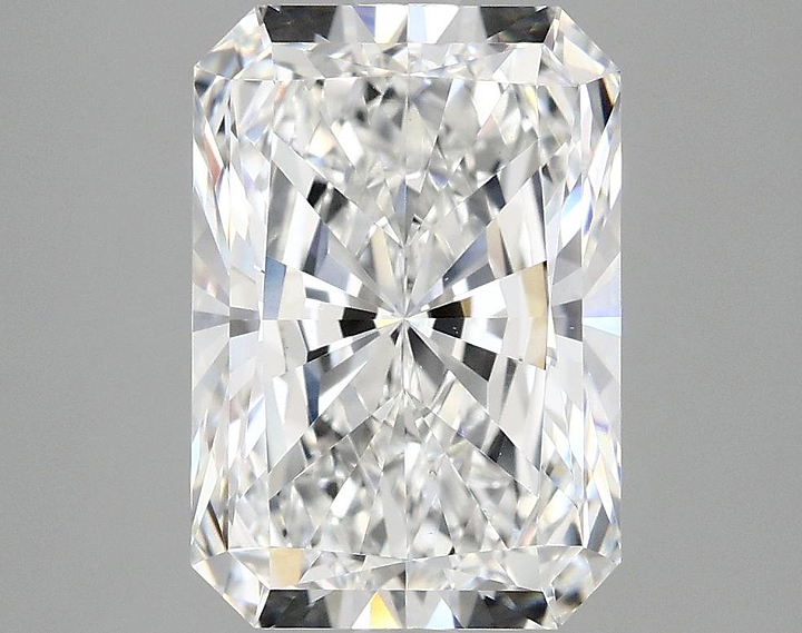 4.06 Carat Radiant Shaped Ideal Cut VS1 IGI Certified Lab Grown Diamond