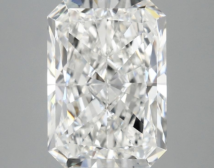 3.87 Carat Radiant Shaped Ideal Cut VS1 IGI Certified Lab Grown Diamond