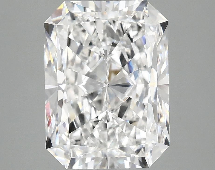 3.96 Carat Radiant Shaped Excellent Cut VVS2 IGI Certified Lab Grown Diamond