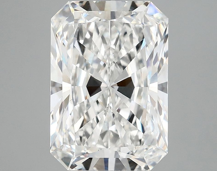 4.09 Carat Radiant Shaped Ideal Cut VVS2 IGI Certified Lab Grown Diamond
