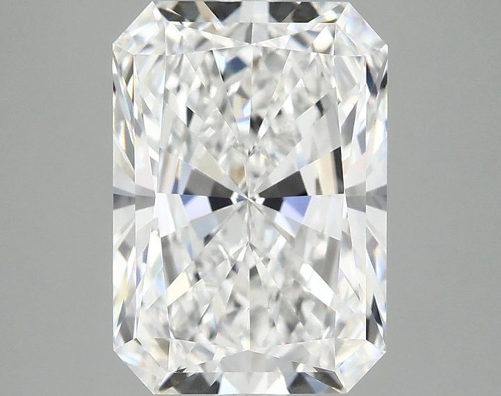 4.05 Carat Radiant Shaped Ideal Cut VVS2 IGI Certified Lab Grown Diamond