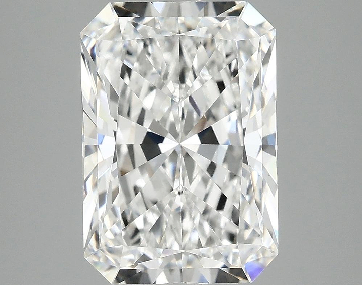 4.05 Carat Radiant Shaped Ideal Cut VS1 IGI Certified Lab Grown Diamond