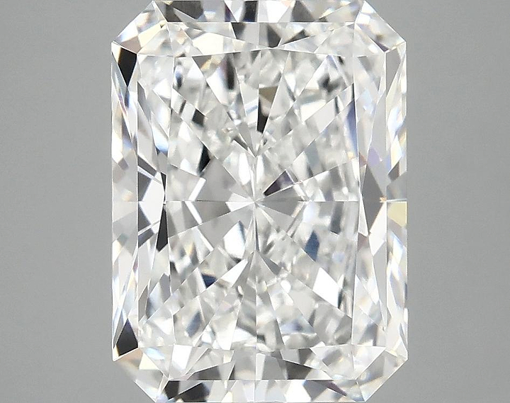 4.09 Carat Radiant Shaped Excellent Cut VVS2 IGI Certified Lab Grown Diamond