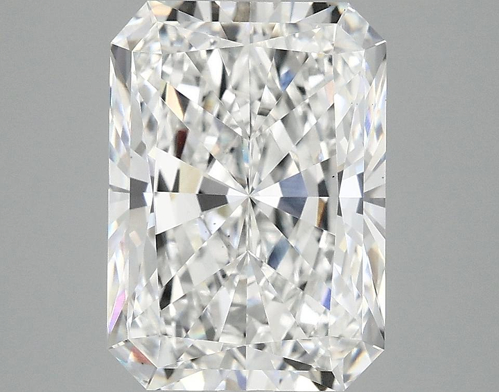 4.07 Carat Radiant Shaped Ideal Cut VS1 IGI Certified Lab Grown Diamond