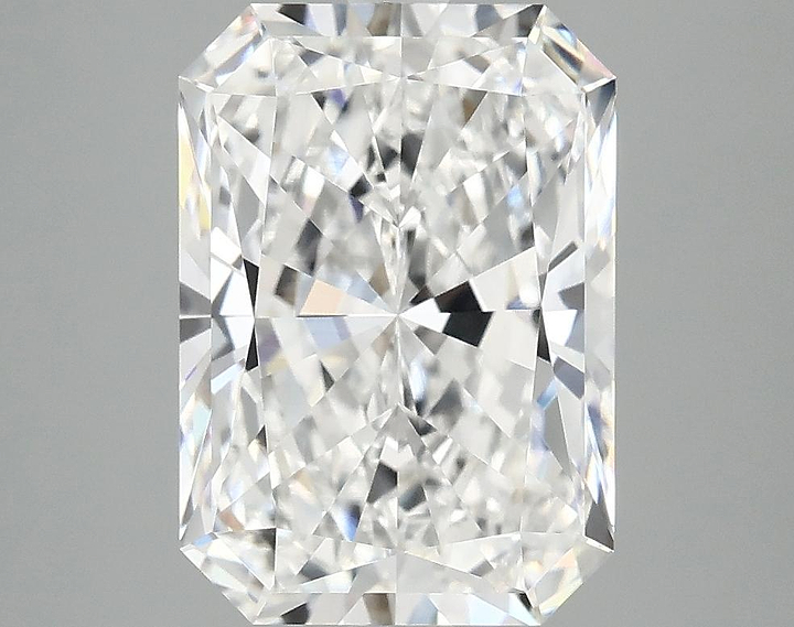 4.18 Carat Radiant Shaped Ideal Cut VVS2 IGI Certified Lab Grown Diamond