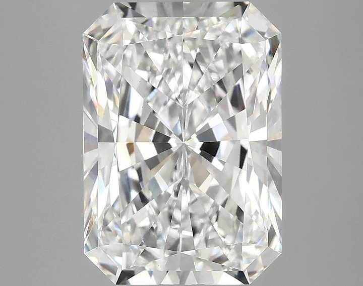 4.06 Carat Radiant Shaped Ideal Cut VVS2 IGI Certified Lab Grown Diamond