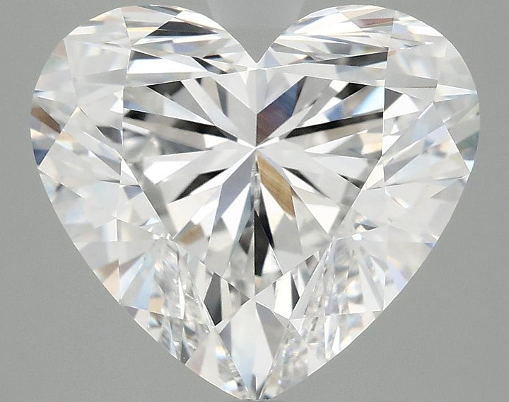 4.08 Carat Heart Shaped Ideal Cut VVS2 IGI Certified Lab Grown Diamond