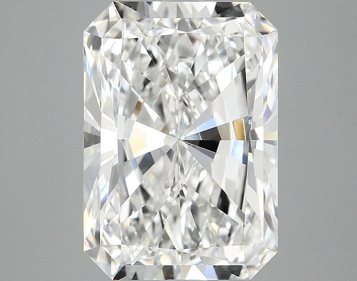 4.18 Carat Radiant Shaped Ideal Cut VVS2 IGI Certified Lab Grown Diamond
