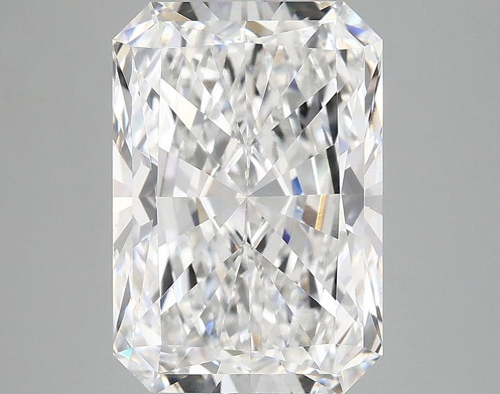 4.8 Carat Radiant Shaped Ideal Cut VS2 IGI Certified Lab Grown Diamond