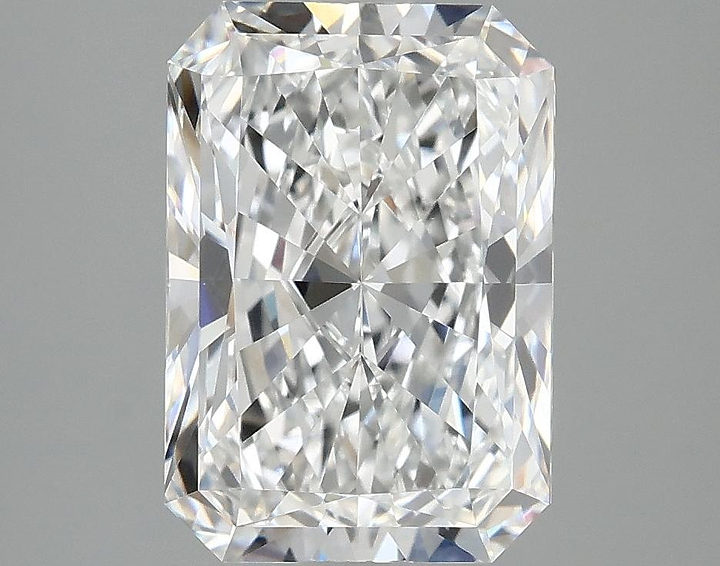 3.04 Carat Radiant Shaped Ideal Cut VS1 IGI Certified Lab Grown Diamond