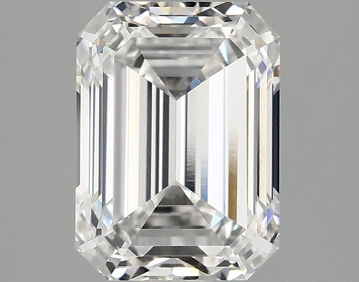2.25 Carat Emerald Shaped Excellent Cut VVS2 IGI Certified Lab Grown Diamond