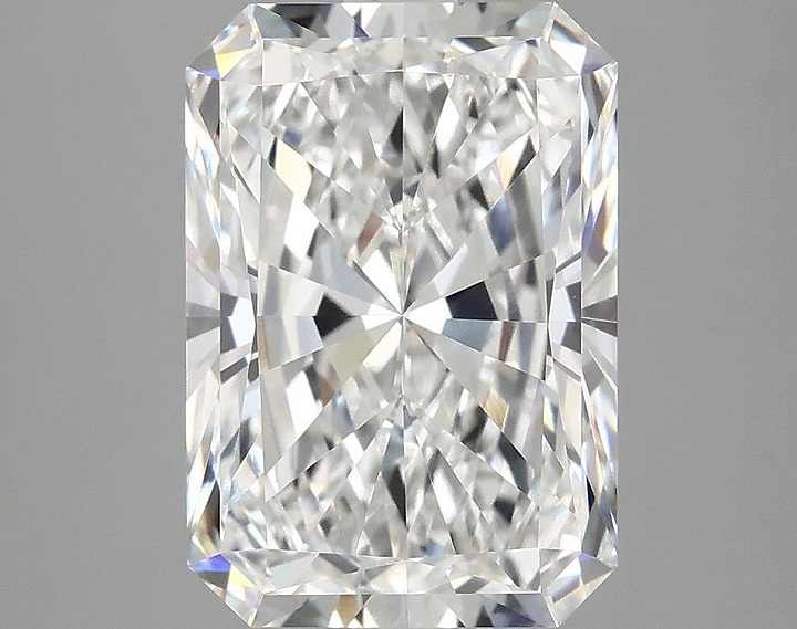 4.02 Carat Radiant Shaped Ideal Cut VVS2 IGI Certified Lab Grown Diamond