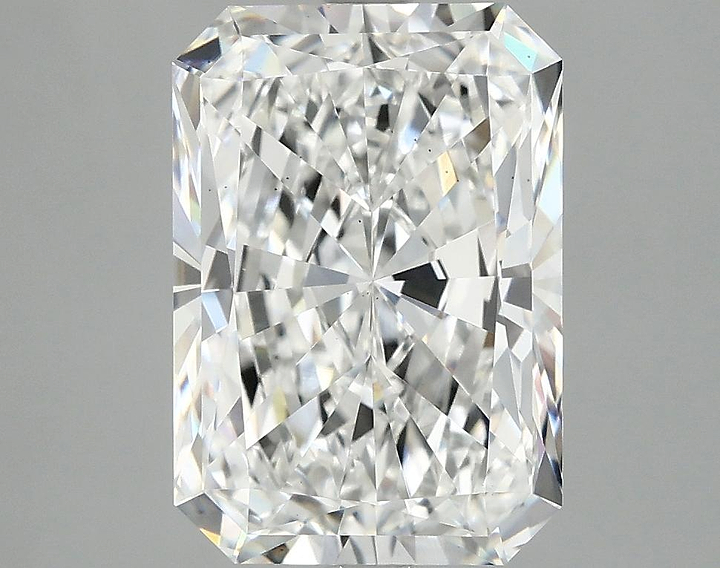 4.05 Carat Radiant Shaped Ideal Cut VS2 IGI Certified Lab Grown Diamond