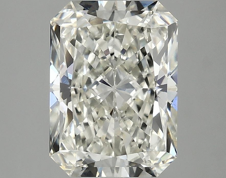 3.1 Carat Radiant Shaped Excellent Cut VS1 IGI Certified Lab Grown Diamond