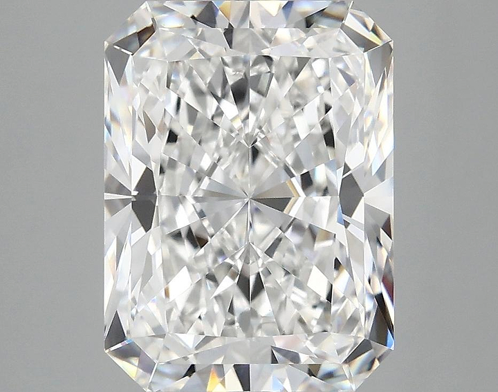 4.06 Carat Radiant Shaped Excellent Cut VVS2 IGI Certified Lab Grown Diamond