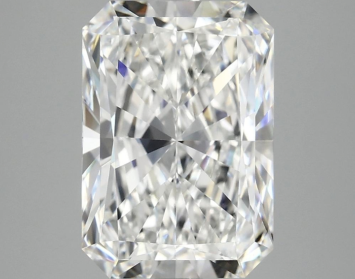 4.12 Carat Radiant Shaped Ideal Cut VS1 IGI Certified Lab Grown Diamond