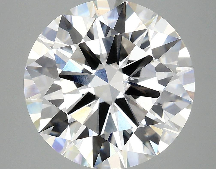 5.9 Carat Round Shaped Ideal Cut VVS2 IGI Certified Lab Grown Diamond