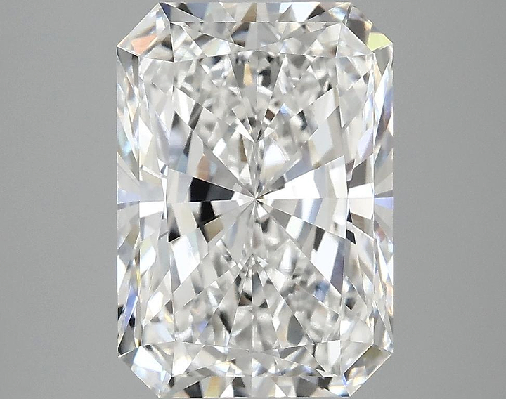 4.09 Carat Radiant Shaped Ideal Cut VVS2 IGI Certified Lab Grown Diamond