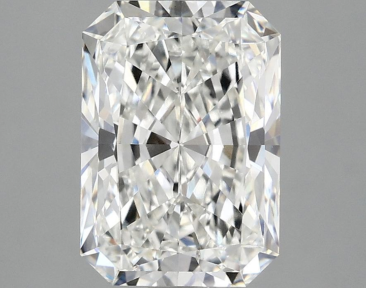 3.1 Carat Radiant Shaped Ideal Cut VVS2 IGI Certified Lab Grown Diamond