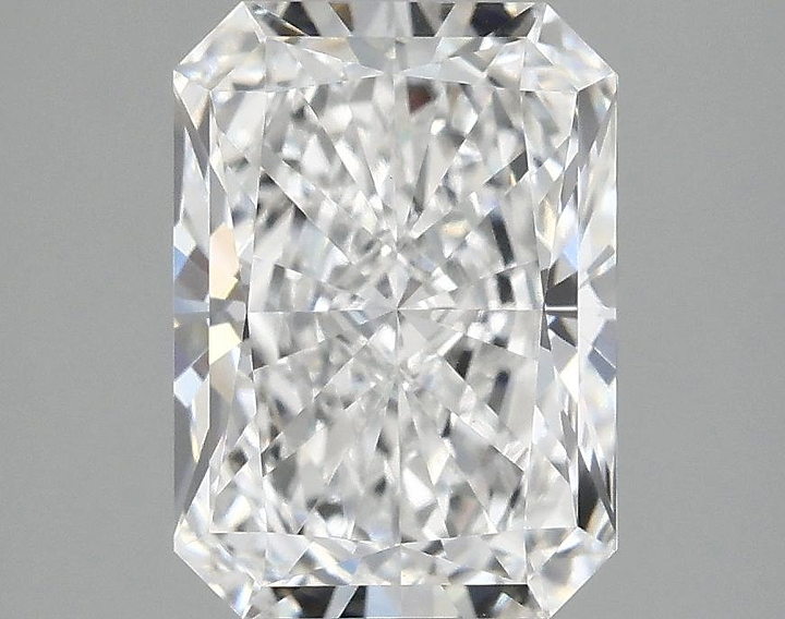 2.06 Carat Radiant Shaped Ideal Cut VS1 IGI Certified Lab Grown Diamond