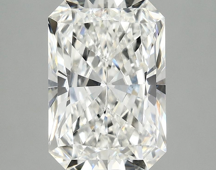 3.08 Carat Radiant Shaped Ideal Cut VS1 IGI Certified Lab Grown Diamond