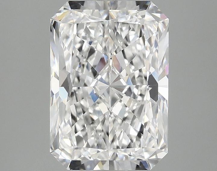 3.04 Carat Radiant Shaped Ideal Cut VVS2 IGI Certified Lab Grown Diamond