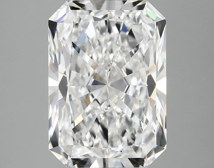 4.17 Carat Radiant Shaped Ideal Cut VVS2 IGI Certified Lab Grown Diamond
