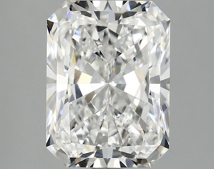3.08 Carat Radiant Shaped Excellent Cut VVS2 IGI Certified Lab Grown Diamond