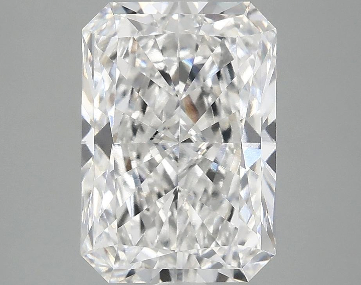 3.03 Carat Radiant Shaped Ideal Cut VVS2 IGI Certified Lab Grown Diamond