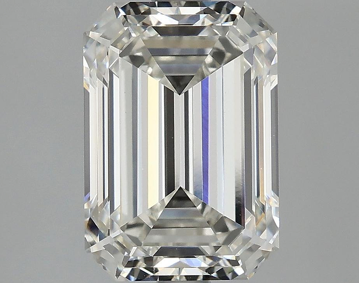 3.02 Carat Emerald Shaped Ideal Cut VVS2 IGI Certified Lab Grown Diamond