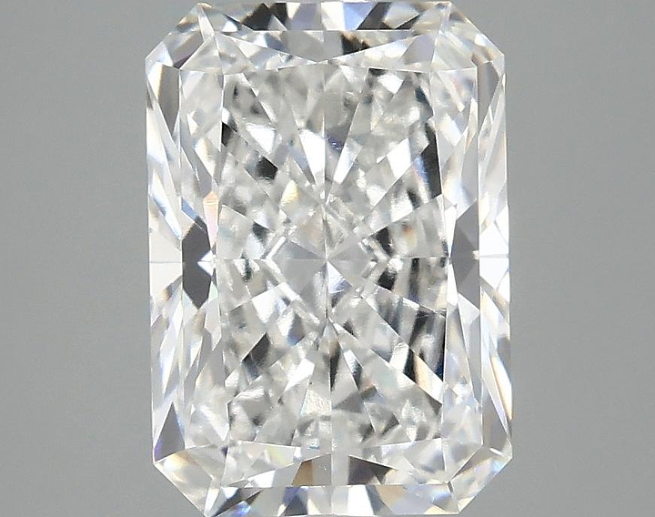 3.08 Carat Radiant Shaped Ideal Cut VS1 IGI Certified Lab Grown Diamond