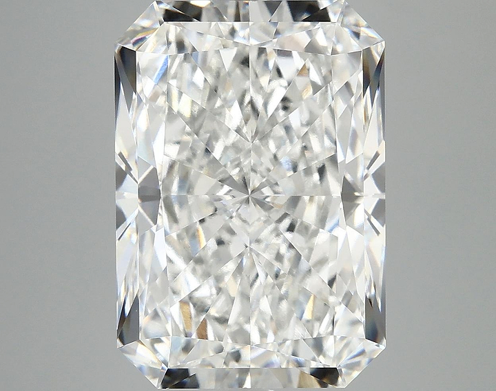 8.77 Carat Radiant Shaped Ideal Cut VVS2 IGI Certified Lab Grown Diamond