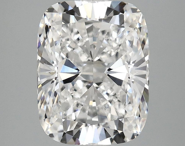 4.1 Carat Cushion Shaped Excellent Cut VS1 IGI Certified Lab Grown Diamond