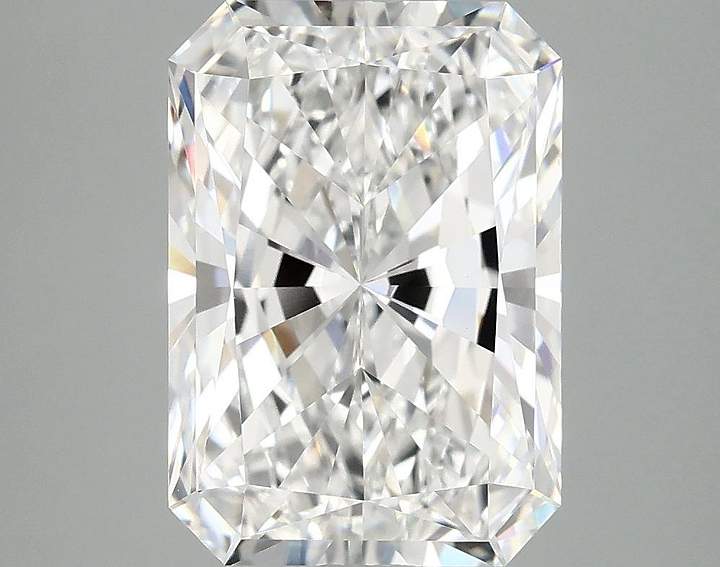 4.09 Carat Radiant Shaped Ideal Cut VVS2 IGI Certified Lab Grown Diamond