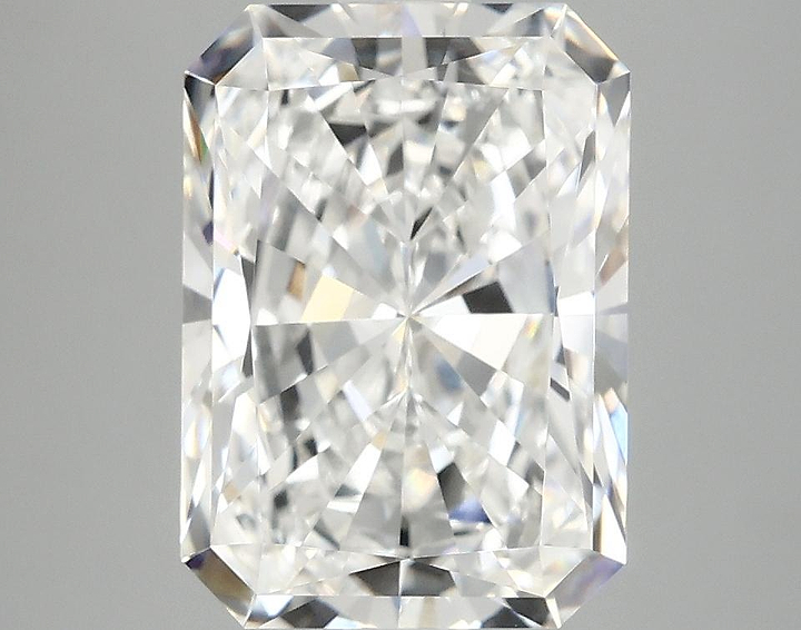 4.01 Carat Radiant Shaped Ideal Cut VVS2 IGI Certified Lab Grown Diamond